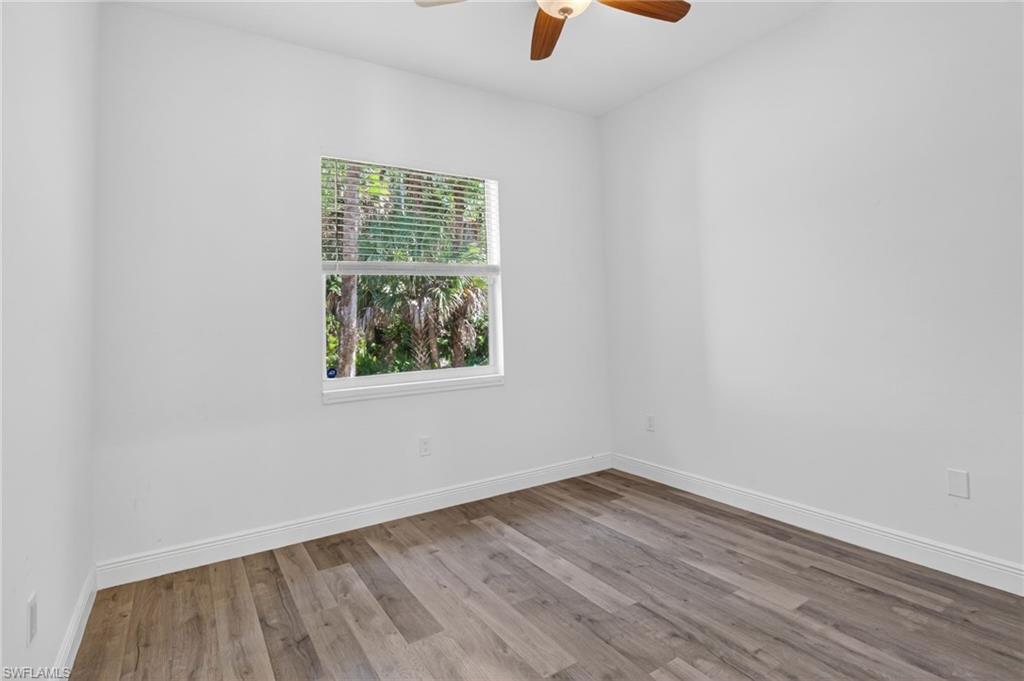 2745 22nd AVE NE photo 9