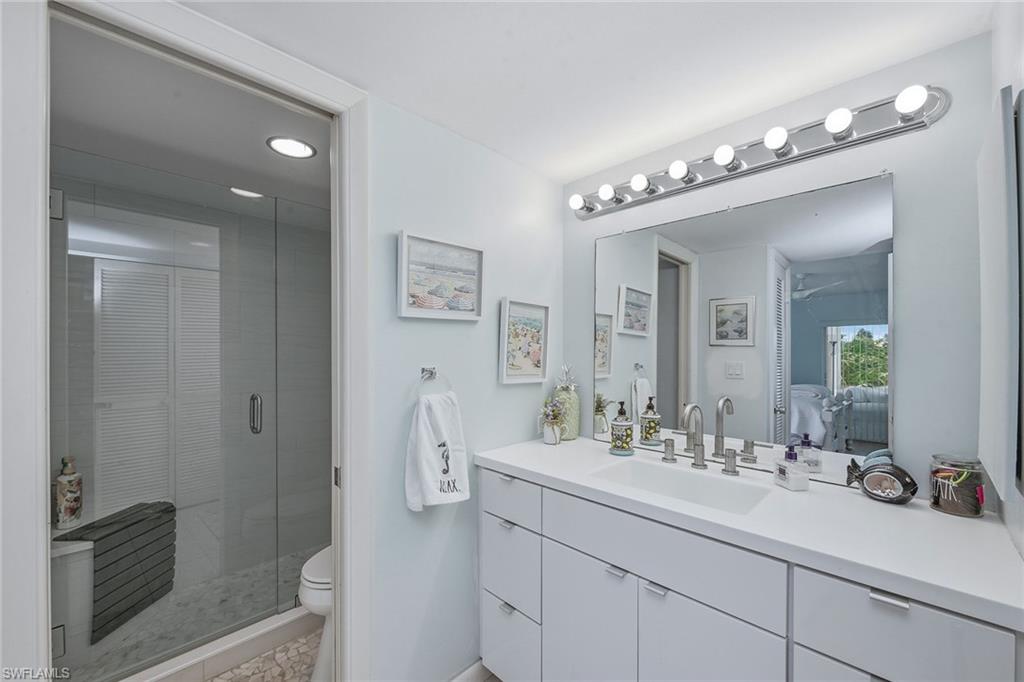 3410 Gulf Shore BLVD N 203 photo 10