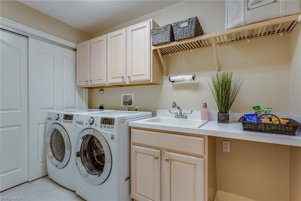 8177 Saratoga DR 1002 photo 22