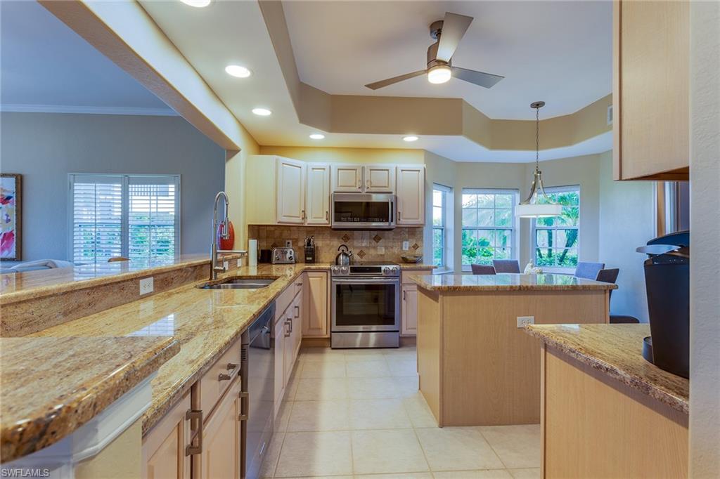 8177 Saratoga DR 1002 photo 10