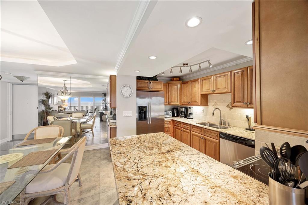 3443 Gulf Shore BLVD N 808 photo 15