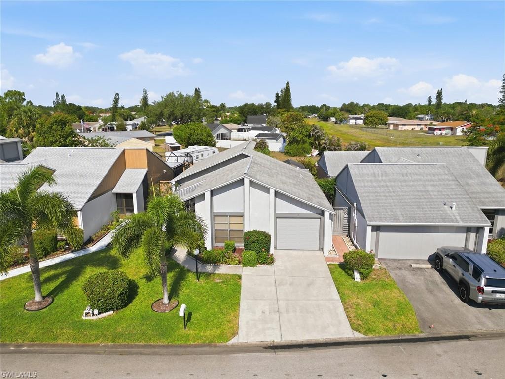 9753 Maplecrest CIR photo 32