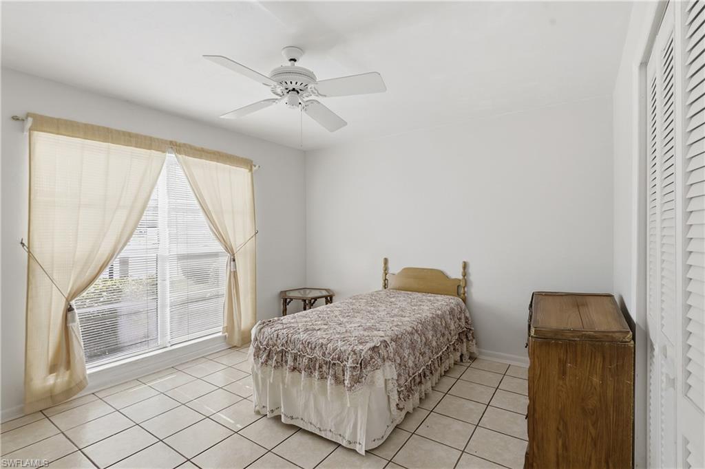 9753 Maplecrest CIR photo 24