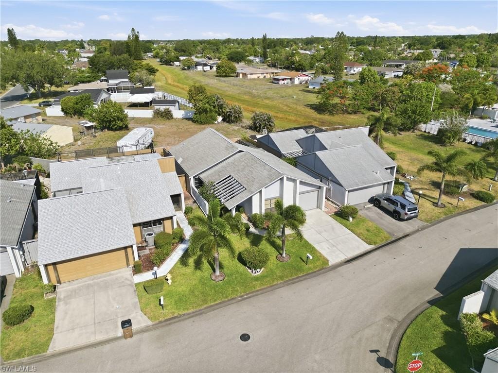 9753 Maplecrest CIR photo 33