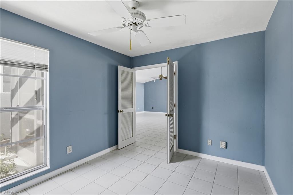 9753 Maplecrest CIR photo 21