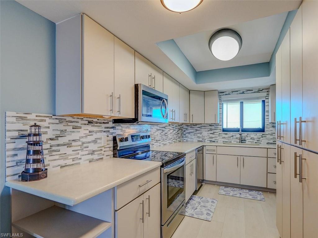 6100 Estero BLVD 5D photo 14