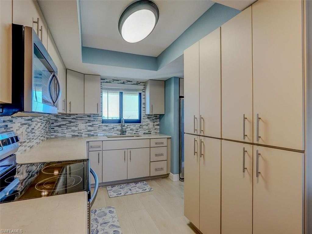 6100 Estero BLVD 5D photo 15