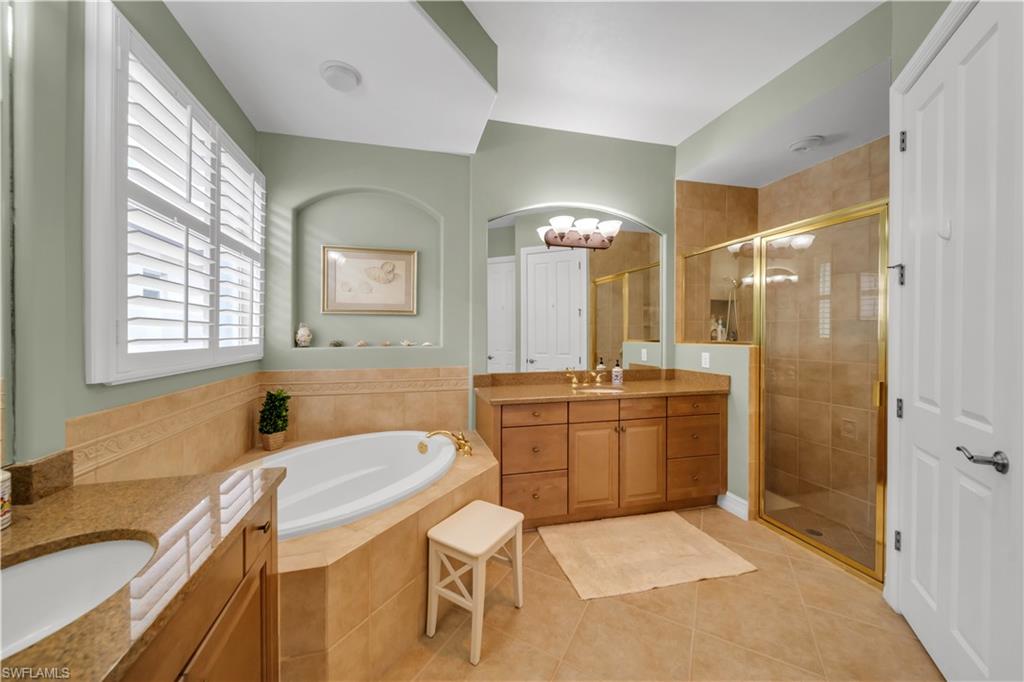 7672 Sussex CT photo 13