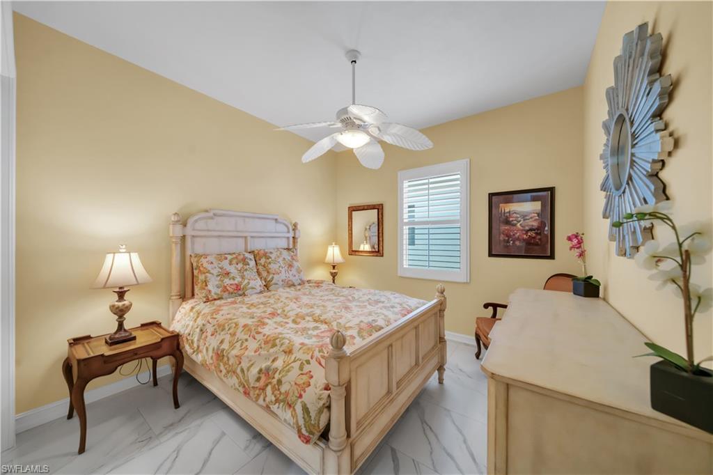 7672 Sussex CT photo 17
