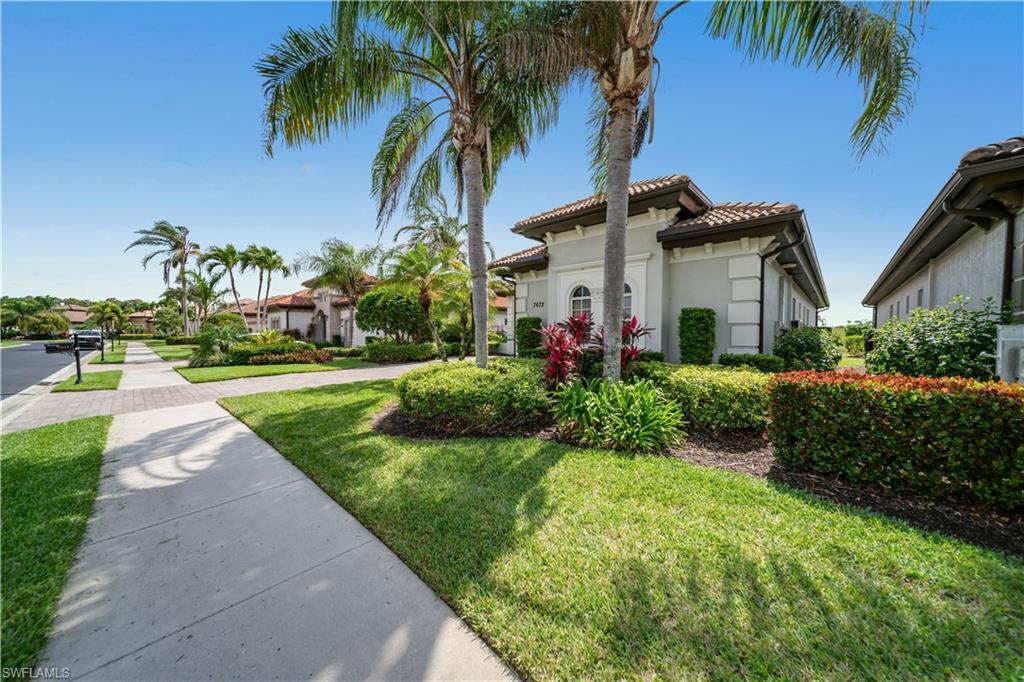 7672 Sussex CT photo 24