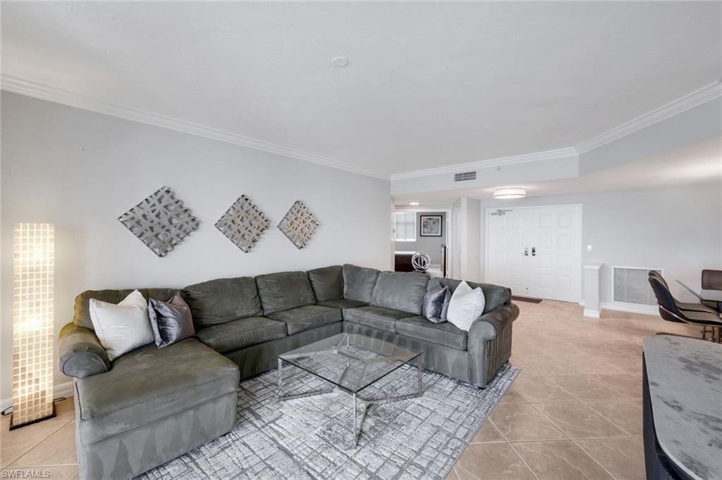 980 Cape Marco DR 1602 photo 6