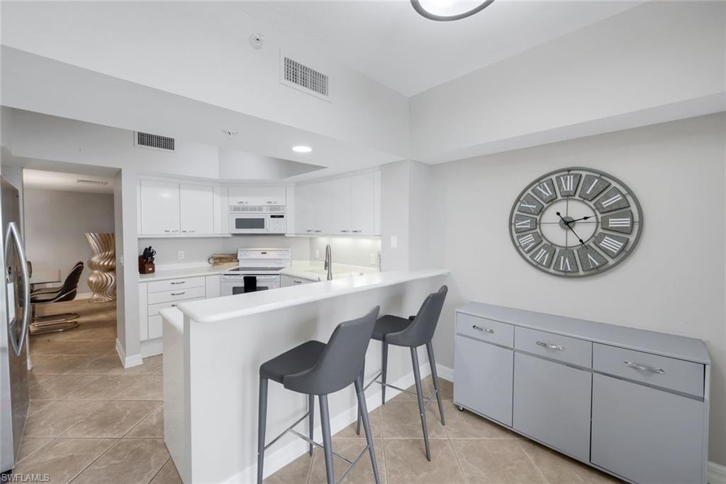 980 Cape Marco DR 1602 photo 10