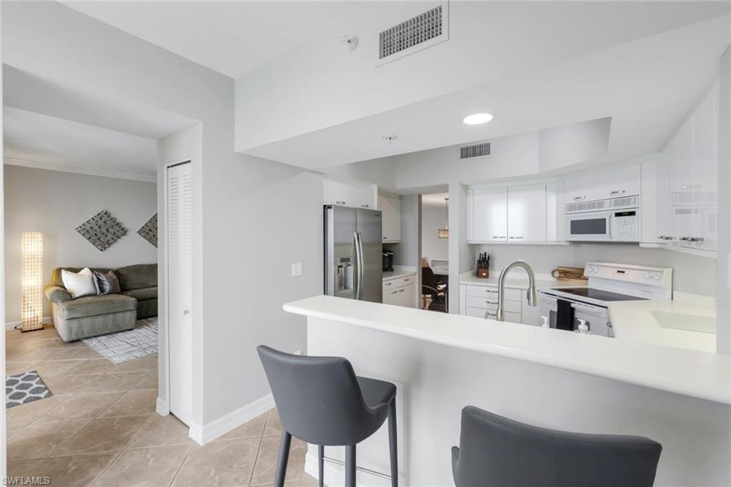 980 Cape Marco DR 1602 photo 11