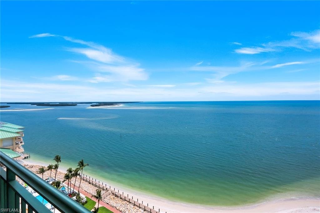 980 Cape Marco DR 1602 photo 25