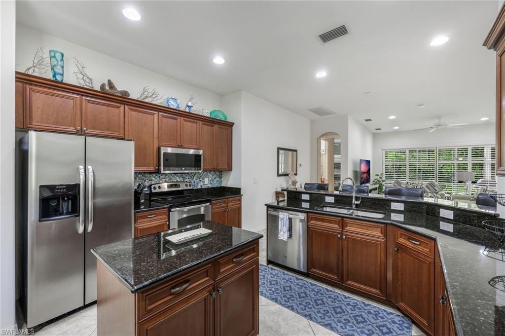 11072 Esteban DR photo 9