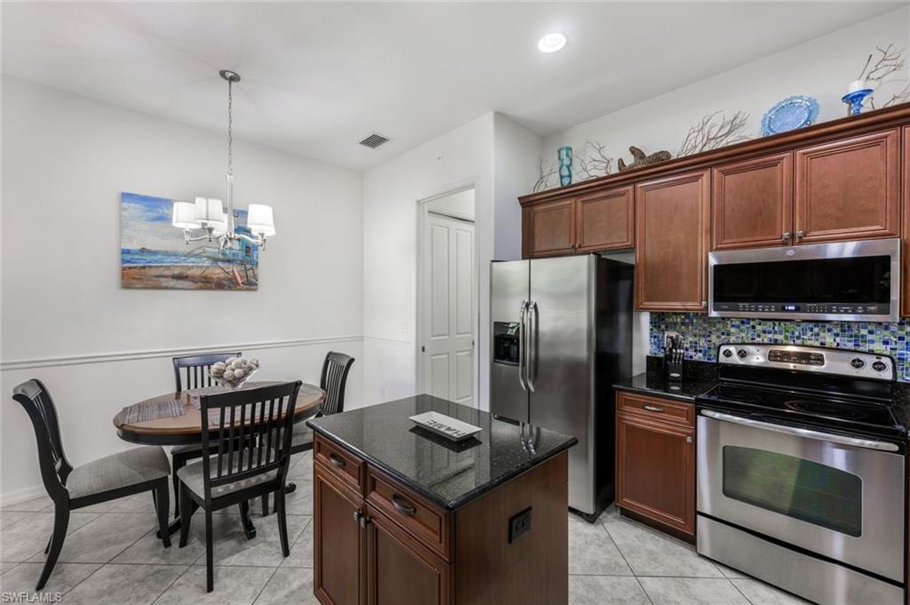 11072 Esteban DR photo 8