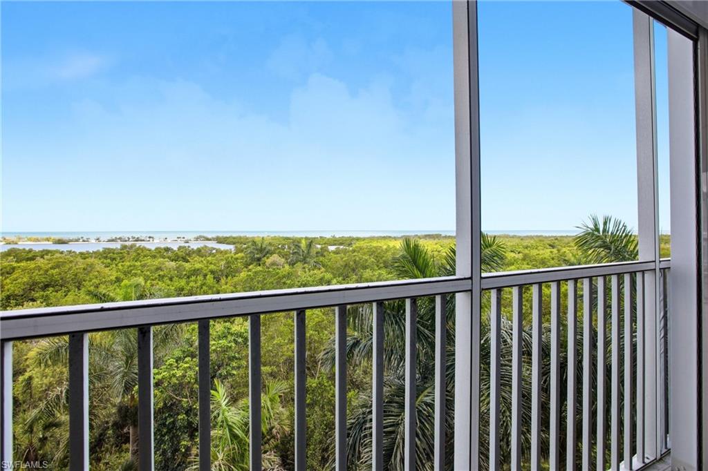 5550 Heron Point DR 503 photo 26