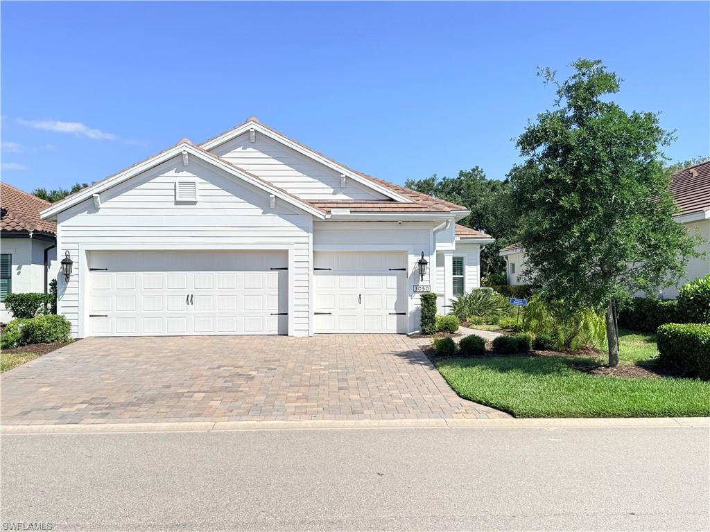 3050 Heritage Pines DR
