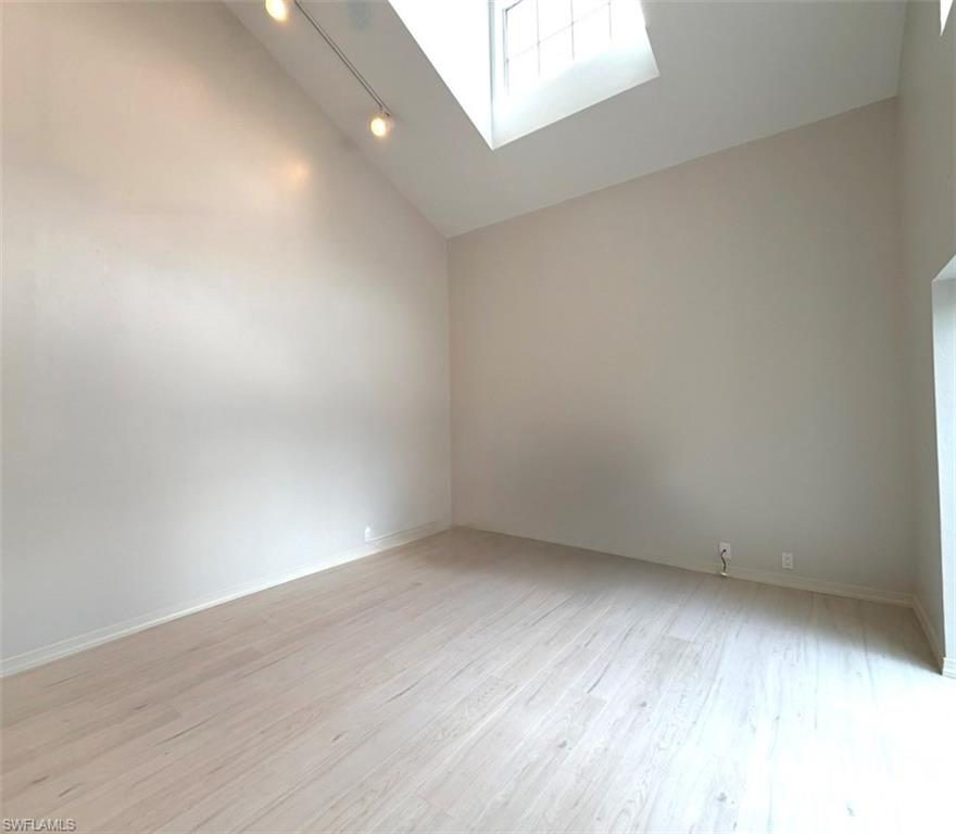 13121 Whitehaven LN 172 photo 18