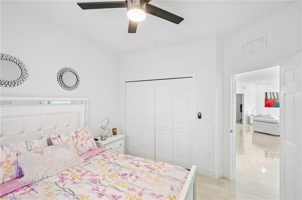 910 Richmond AVE N photo 11
