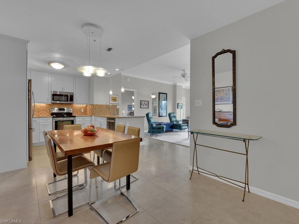 Foyer & Dining Area