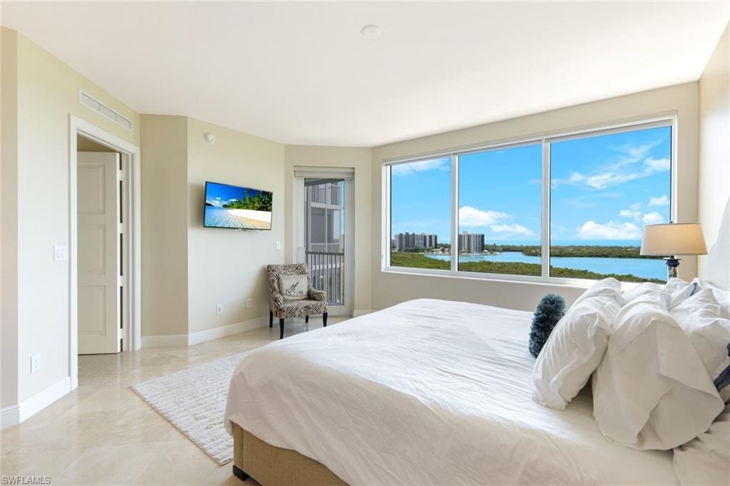 265 Indies WAY 904 photo 10
