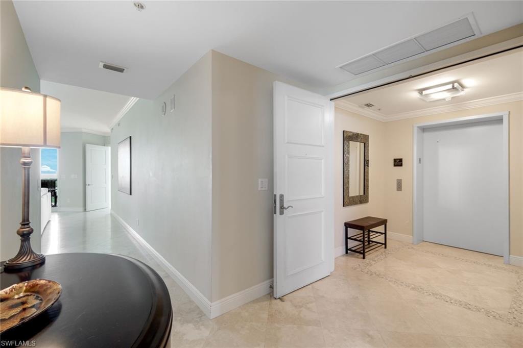265 Indies WAY 904 photo 18