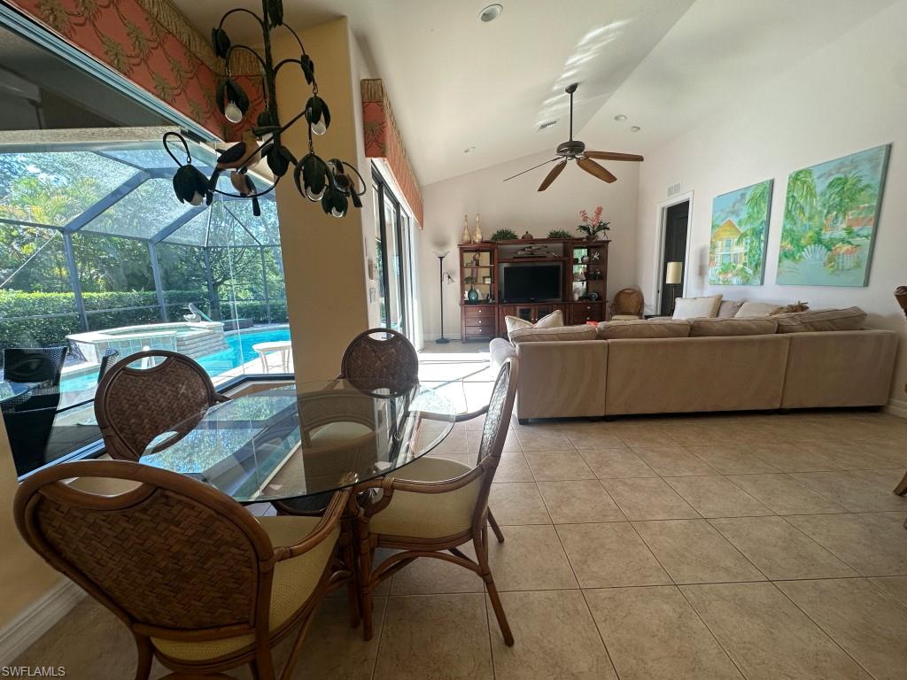 Dinette area in Kitchen