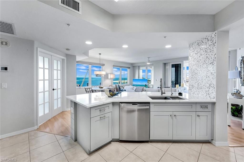8751 Estero BLVD 1202 photo 8