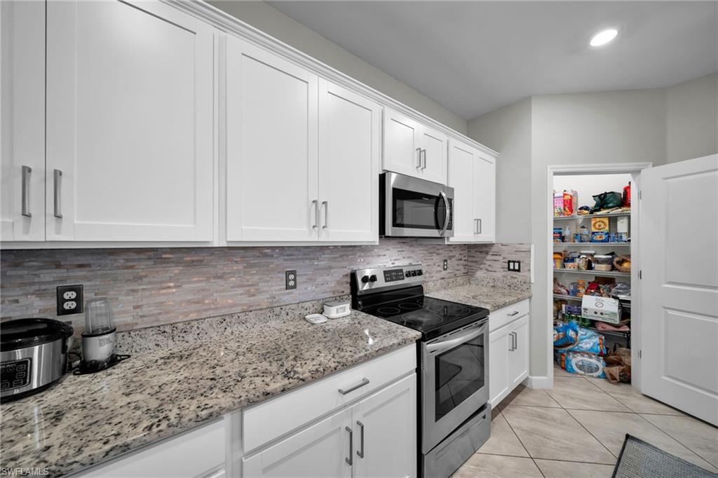 13846 Pine Lodge LN photo 16