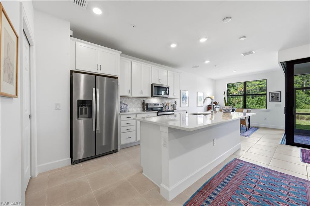5689 Mayflower WAY 1003 photo 8