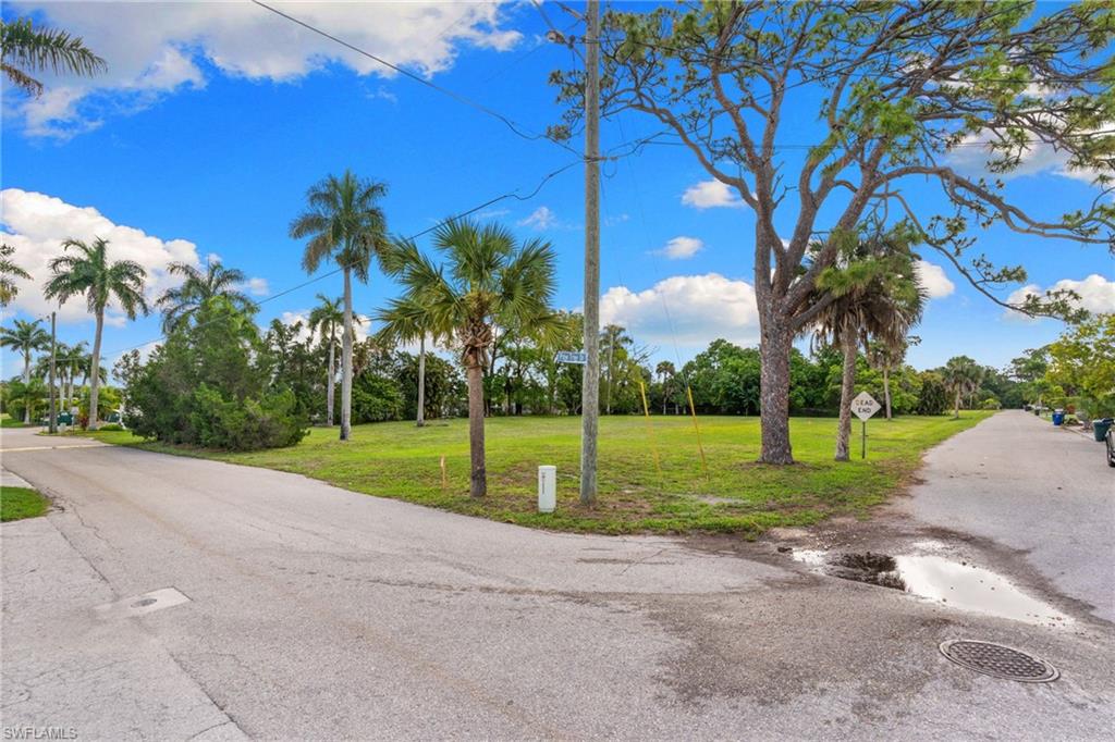 27801 Meadowlark LN photo 9