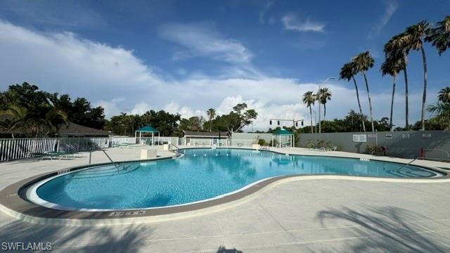 4266 Island CIR B photo 18
