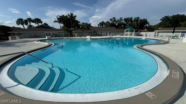4266 Island CIR B photo 19