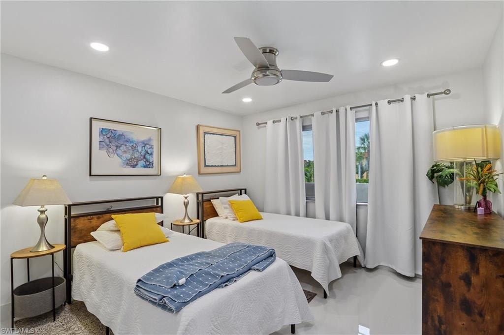 7500 Estero BLVD 102 photo 11