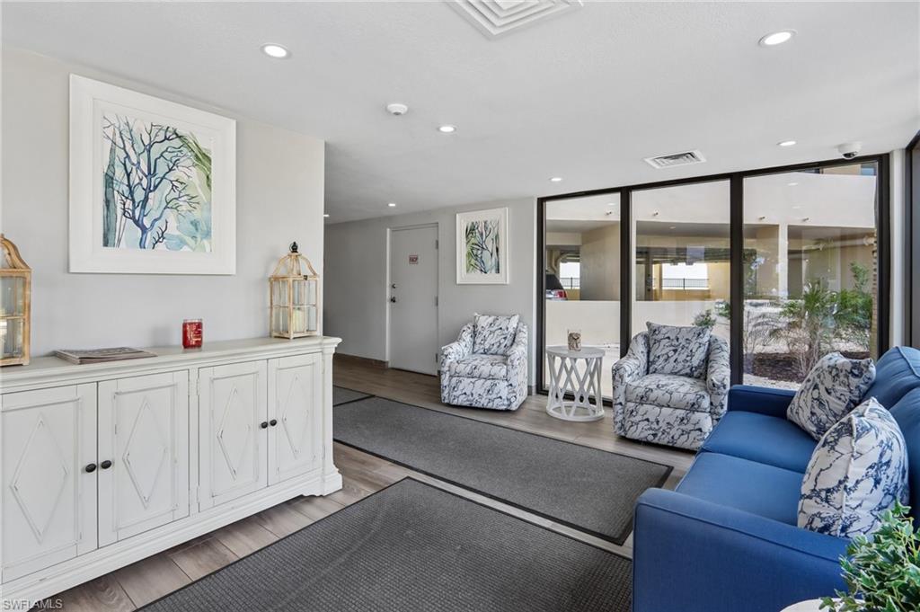 7500 Estero BLVD 102 photo 29