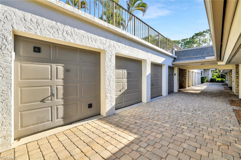 1111 Wildwood LN 1111 photo 17
