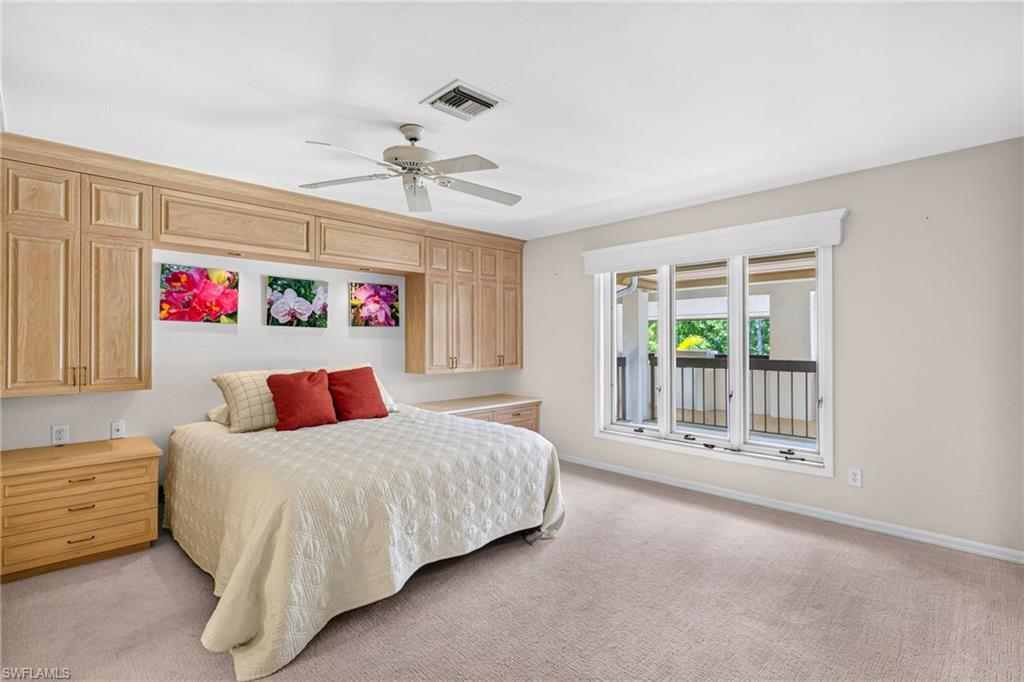 200 Wyndemere WAY B402 photo 35