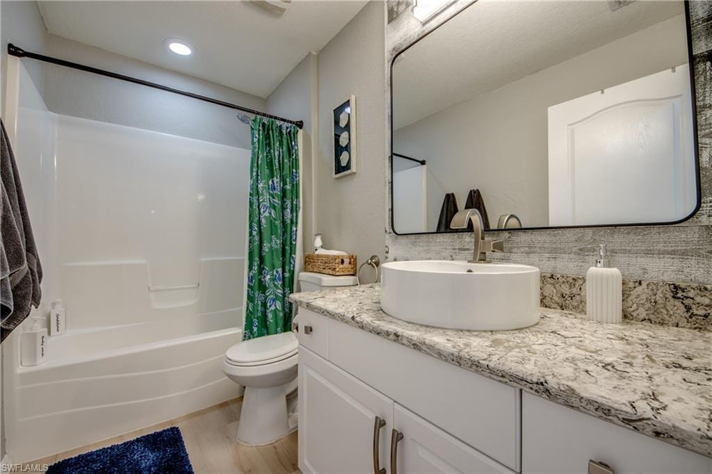 2920 NW 25th LN photo 28