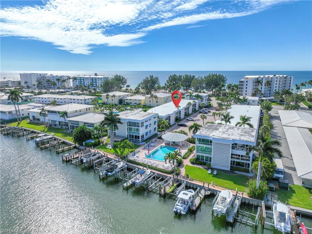 2100 Gulf Shore BLVD N 212 photo 44