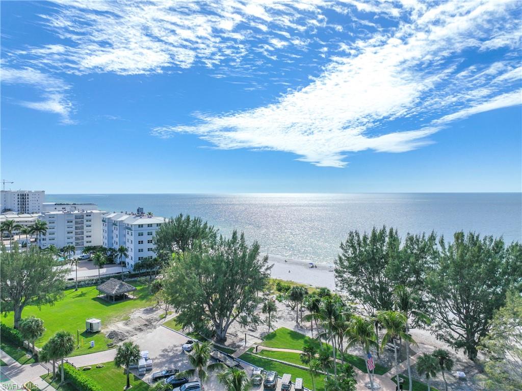 2100 Gulf Shore BLVD N 212 photo 40