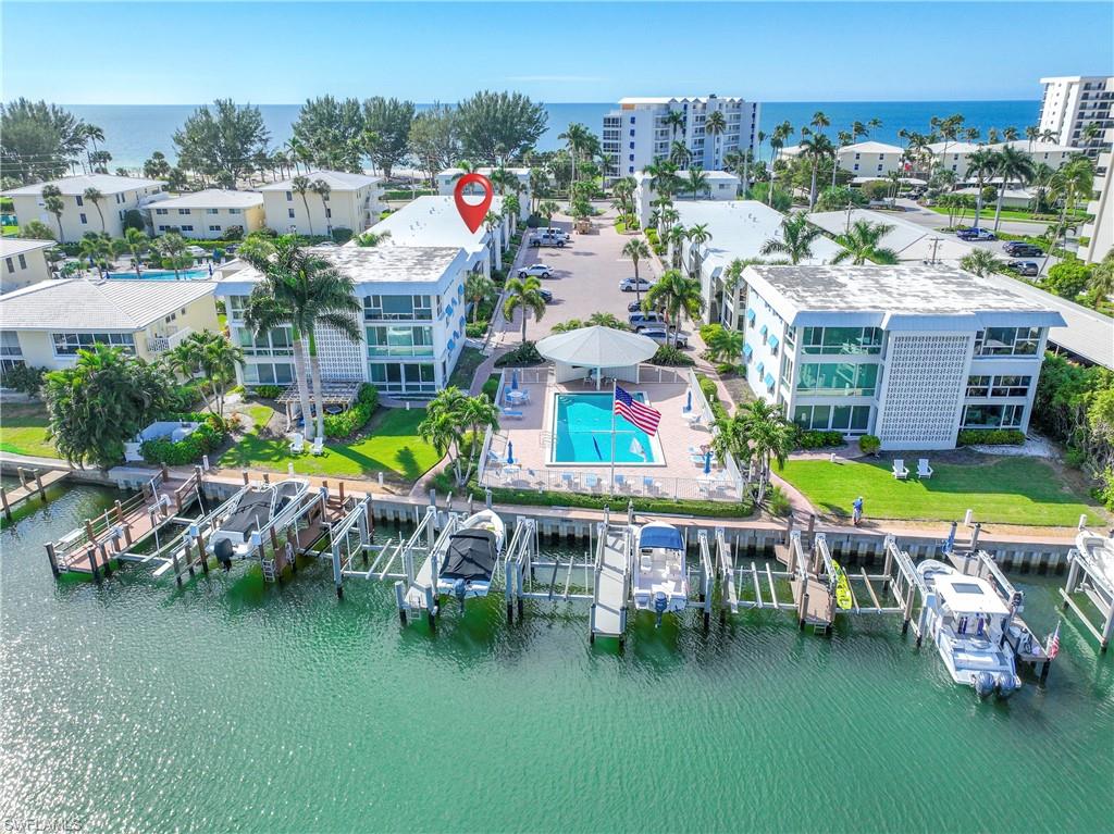 2100 Gulf Shore BLVD N 212 photo 31