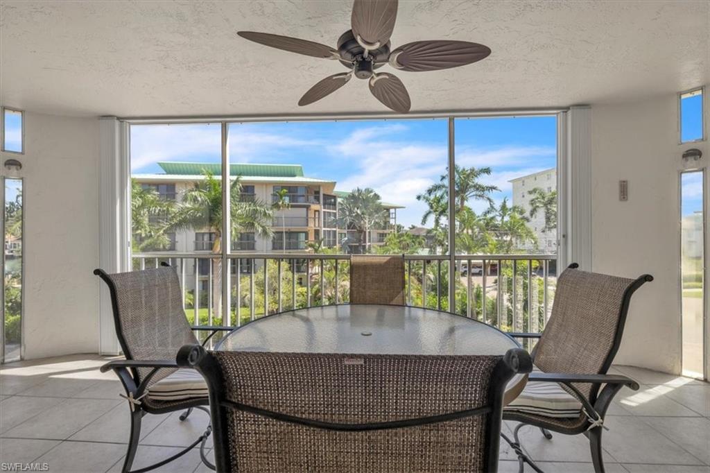 848 Collier CT 304