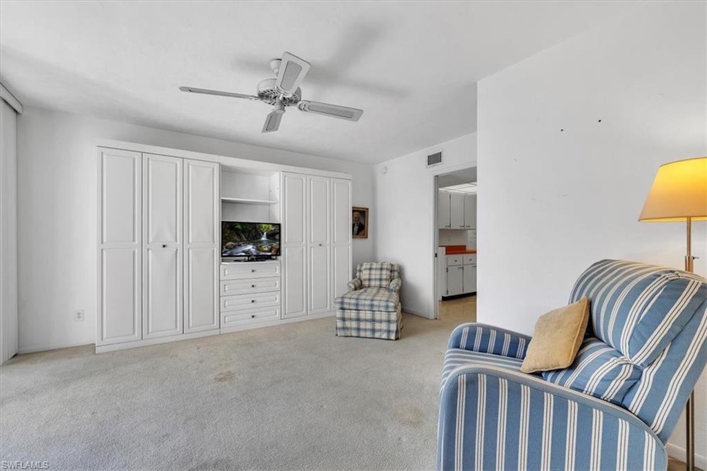 848 Collier CT 304 photo 11