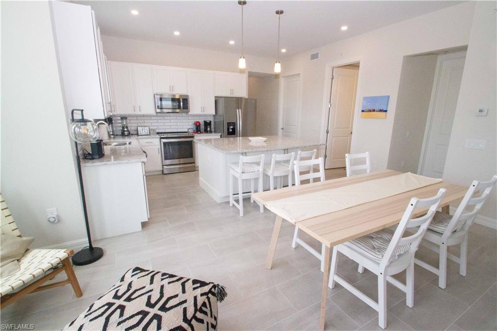 163 Indies DR E 106 photo 9