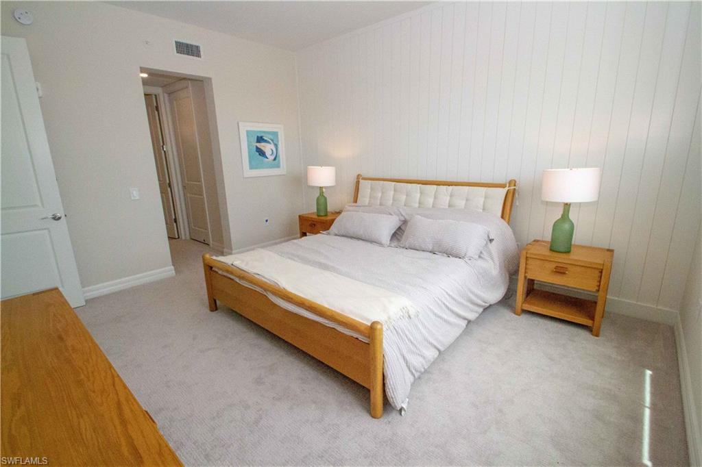 163 Indies DR E 106 photo 19