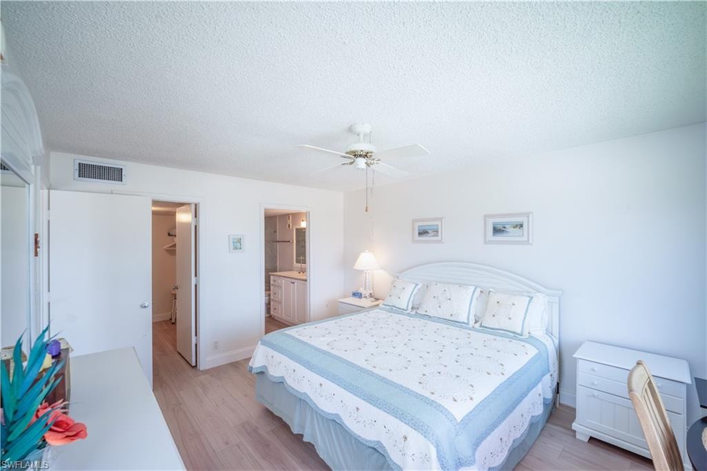 6900 Estero BLVD 401 photo 17
