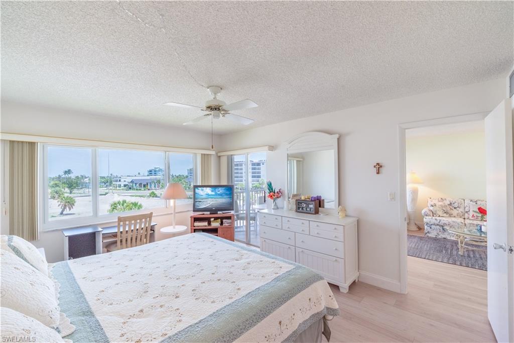6900 Estero BLVD 401 photo 18