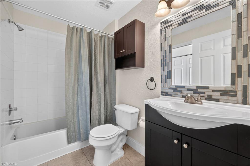 6401 Aragon WAY 106 photo 14