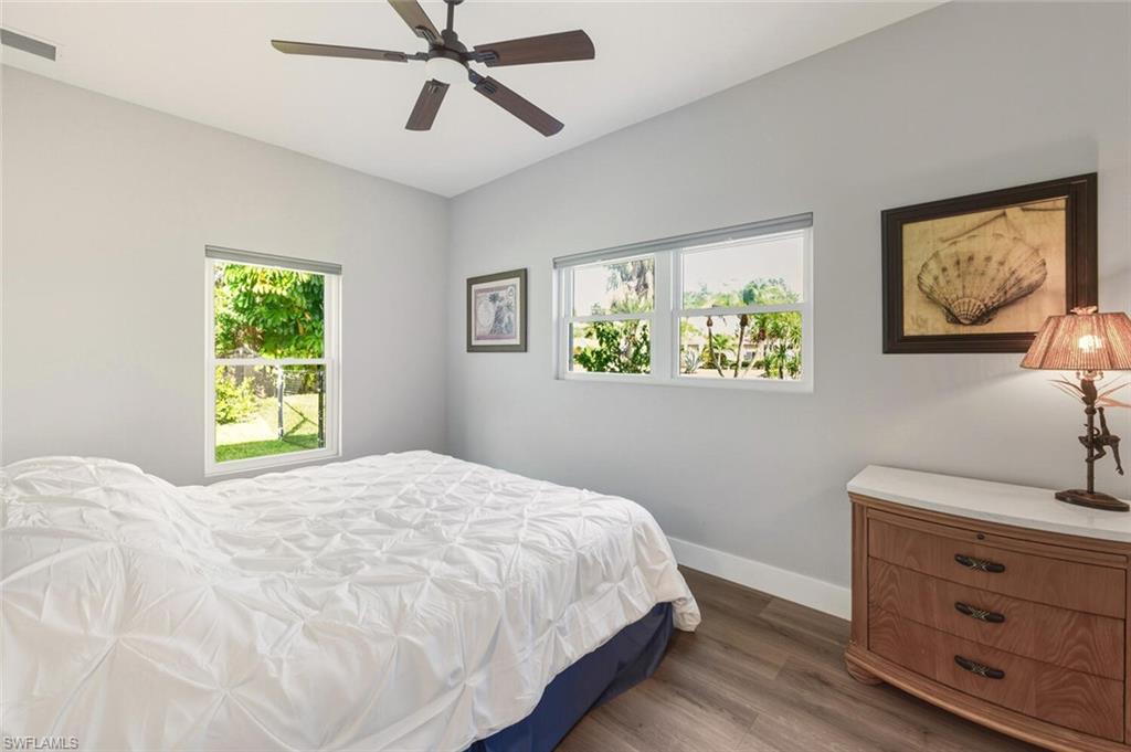 27088 Del LN photo 23